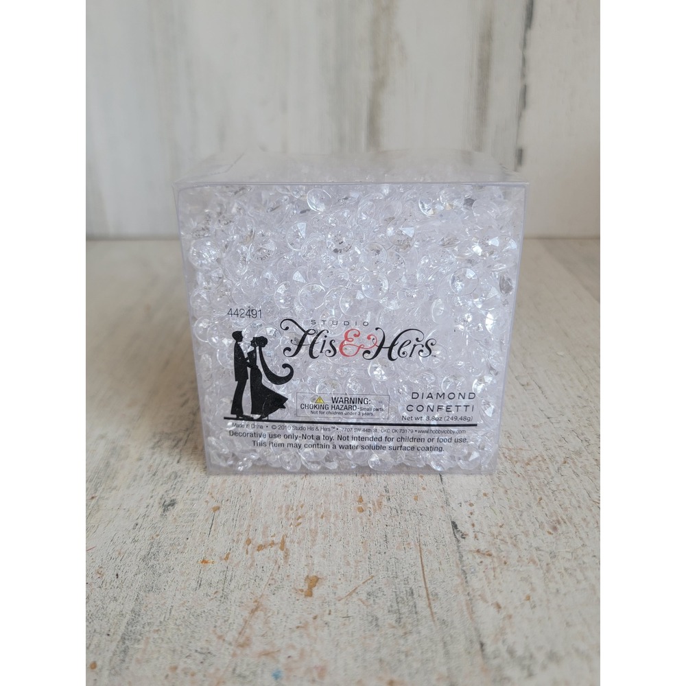 Studio his hers diamond confetti plastic beads bridal party accessory filler